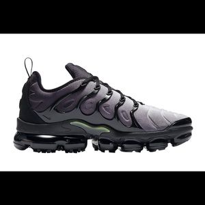Nike Vapourmax Plus Black/Volt - White - New US 10